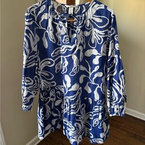 H&M Blue and White Patterned Blouse